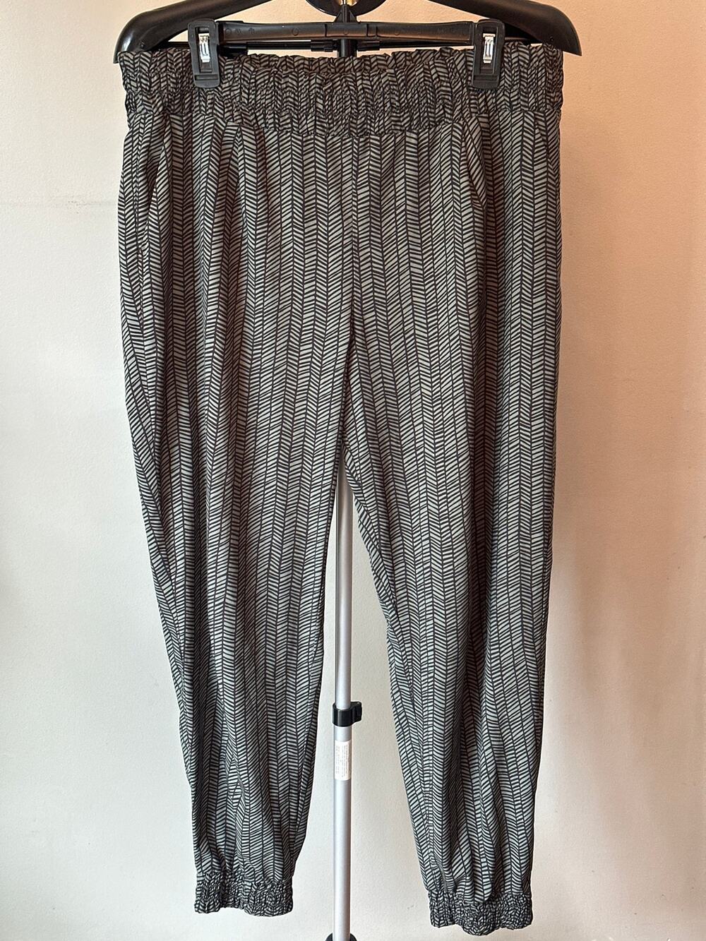 Athleta Green Brooklyn Knit Jogger Pants Womens Plus 16 Lightweight Elastic EUC